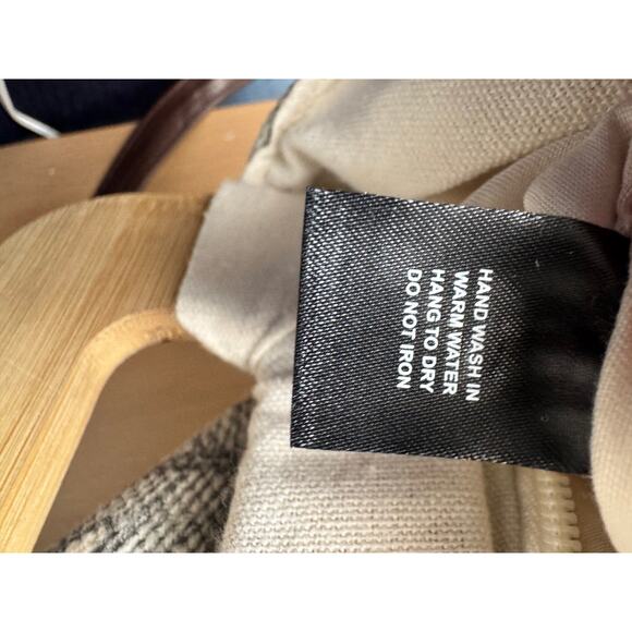 Tropical Leaf Print Canvas Handbag with Bamboo Handles and Adjustable Strap - Picture 10 of 10